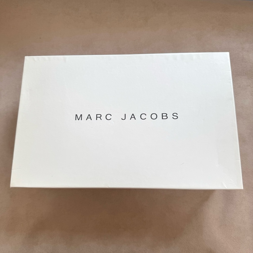 Gorgeous MARC JACOBS Sangria Wood Heeled Buckle Sandals 38 8 Platform Italy $690 - Picture 14 of 14